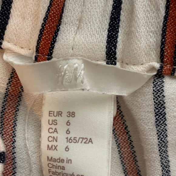 H&M striped high waisted shorts with belt Size 6 - Picture 3 of 3